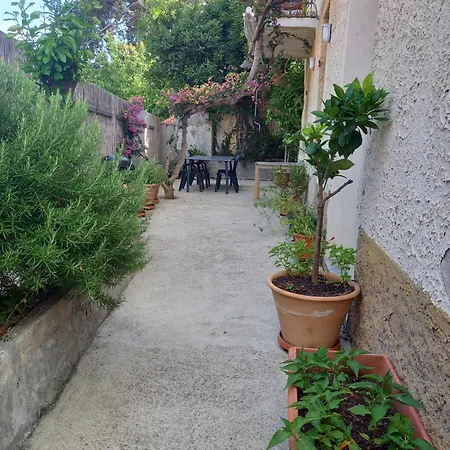 Apartamento Spacieux Rez-de-villa A
